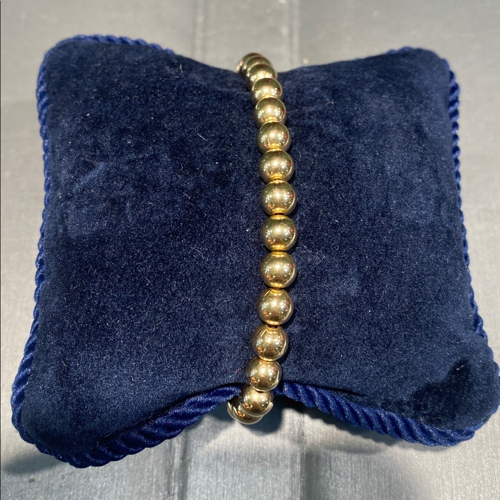 Gold color Beaded Bracelet, this is gold filled, for No changing color